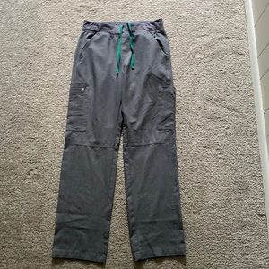 Figs Cargo Scrubs - Graphite